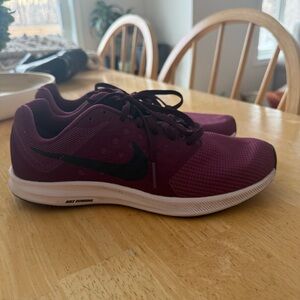 Nike Women's Running Shoe
